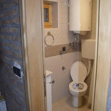 Koljeba Makica I Ikica