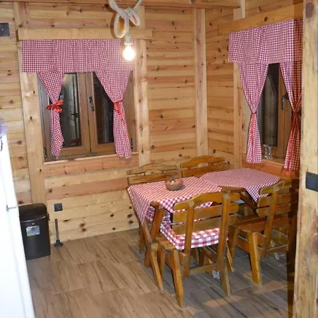 Σπίτι διακοπών Koljeba Makica I Ikica Lug (Bajina Basta)